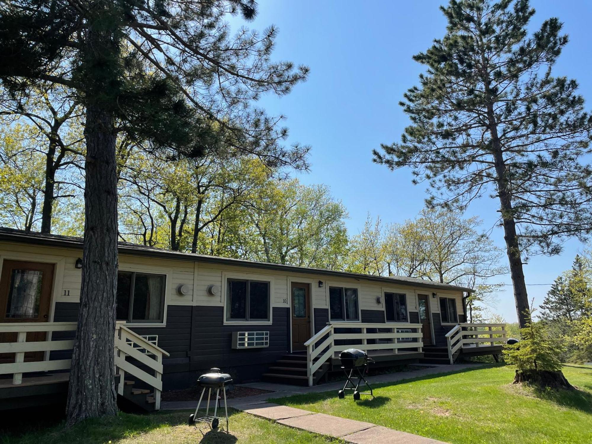 Hanging Horn Lakeside Resort Moose Lake المظهر الخارجي الصورة
