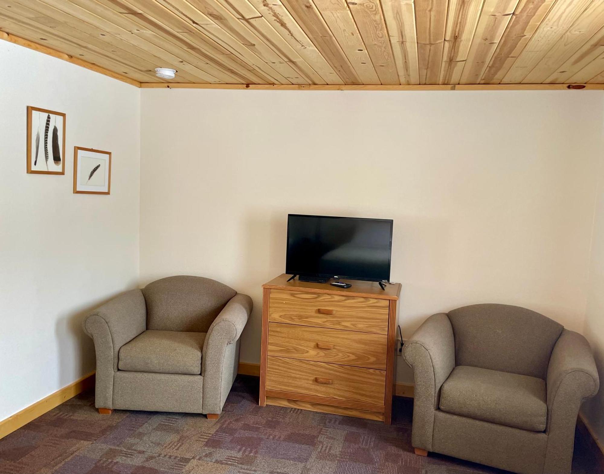 Hanging Horn Lakeside Resort Moose Lake المظهر الخارجي الصورة