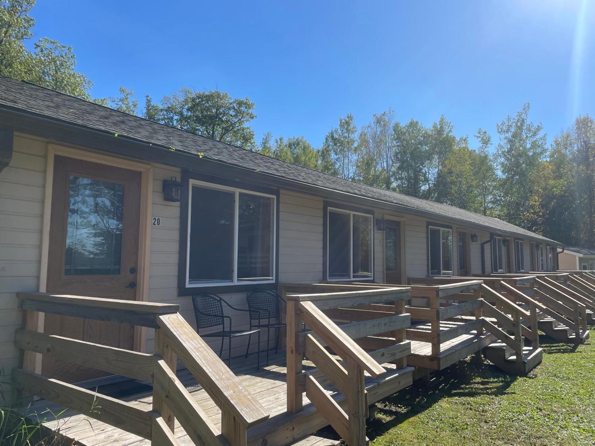 Hanging Horn Lakeside Resort Moose Lake المظهر الخارجي الصورة