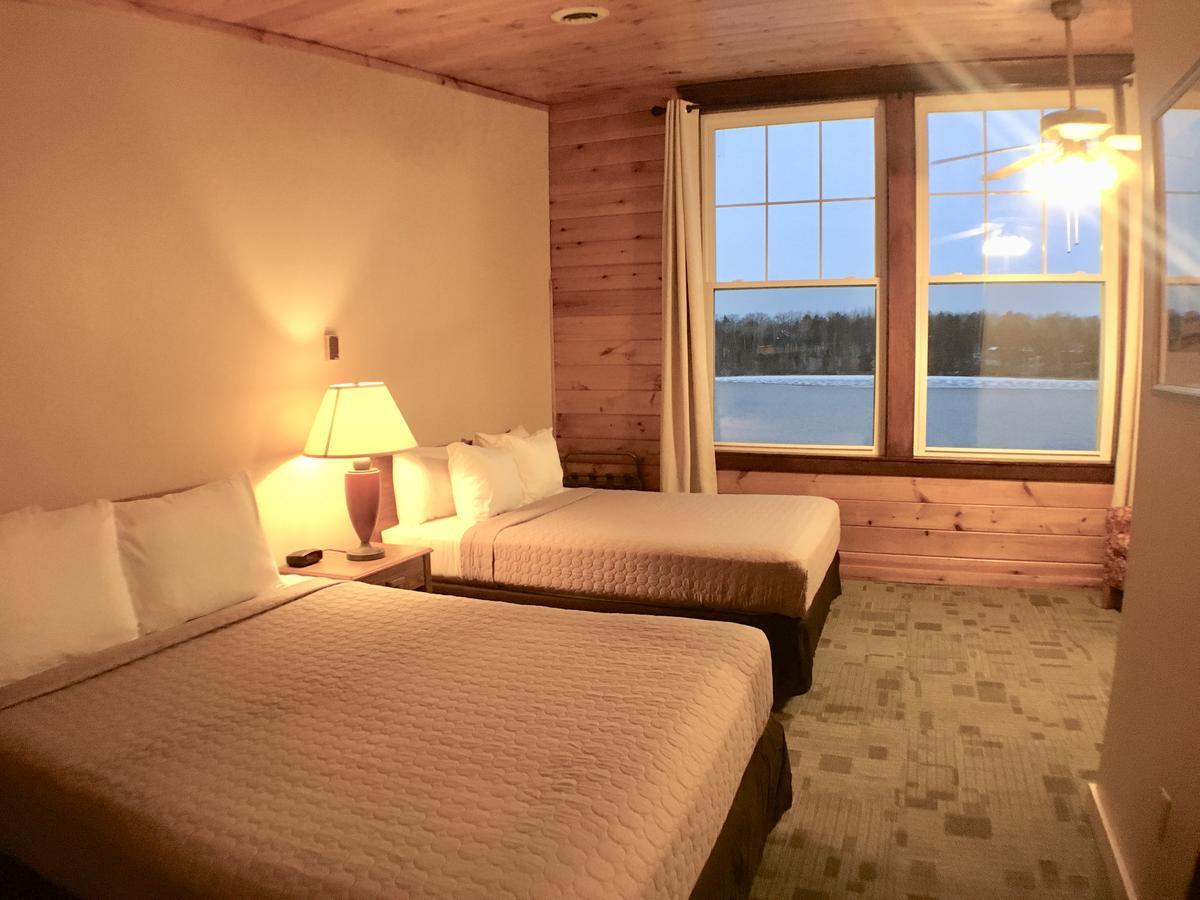 Hanging Horn Lakeside Resort Moose Lake المظهر الخارجي الصورة