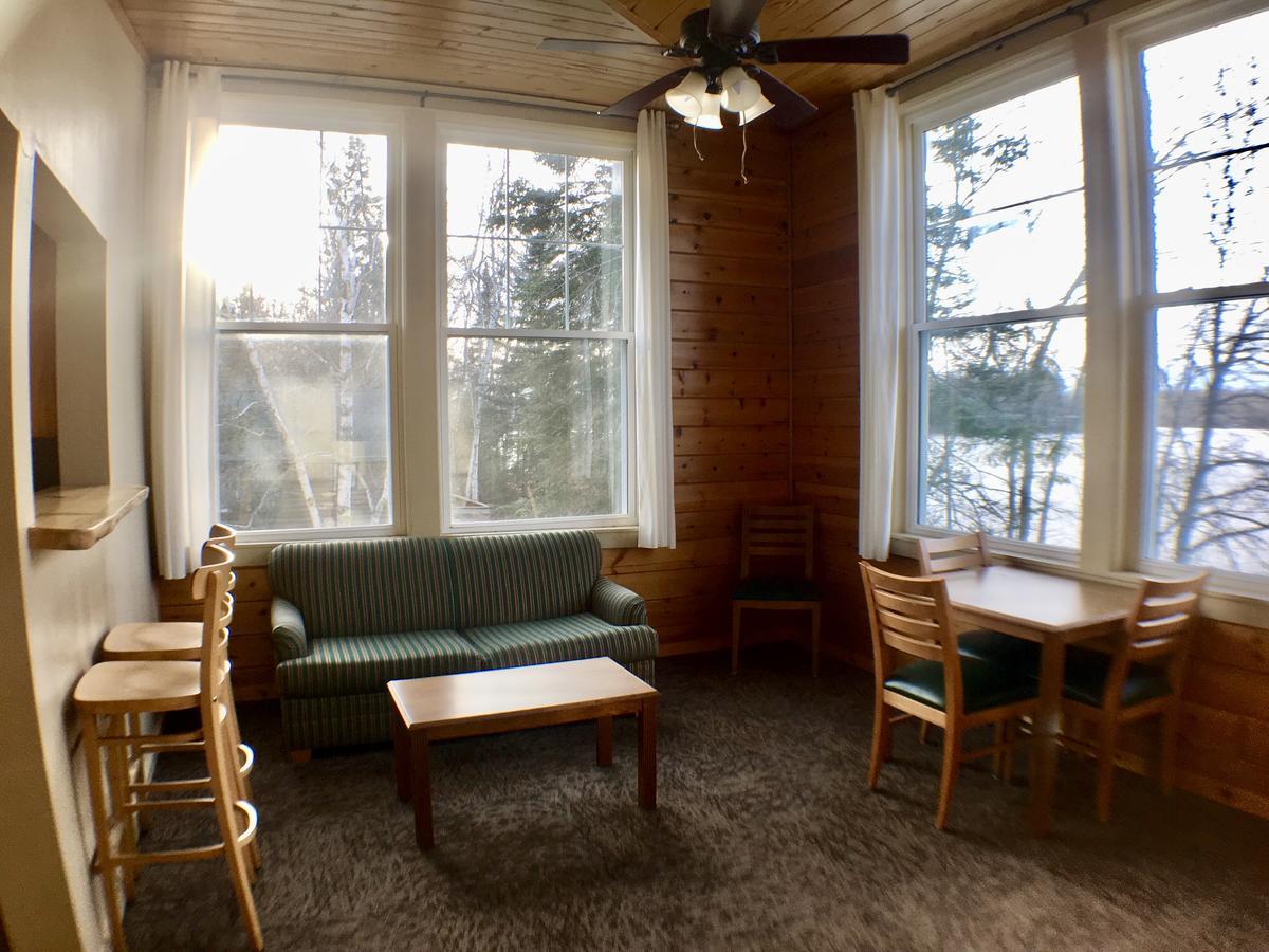 Hanging Horn Lakeside Resort Moose Lake المظهر الخارجي الصورة